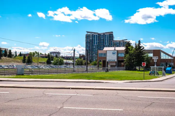 Kingsland community in Calgary